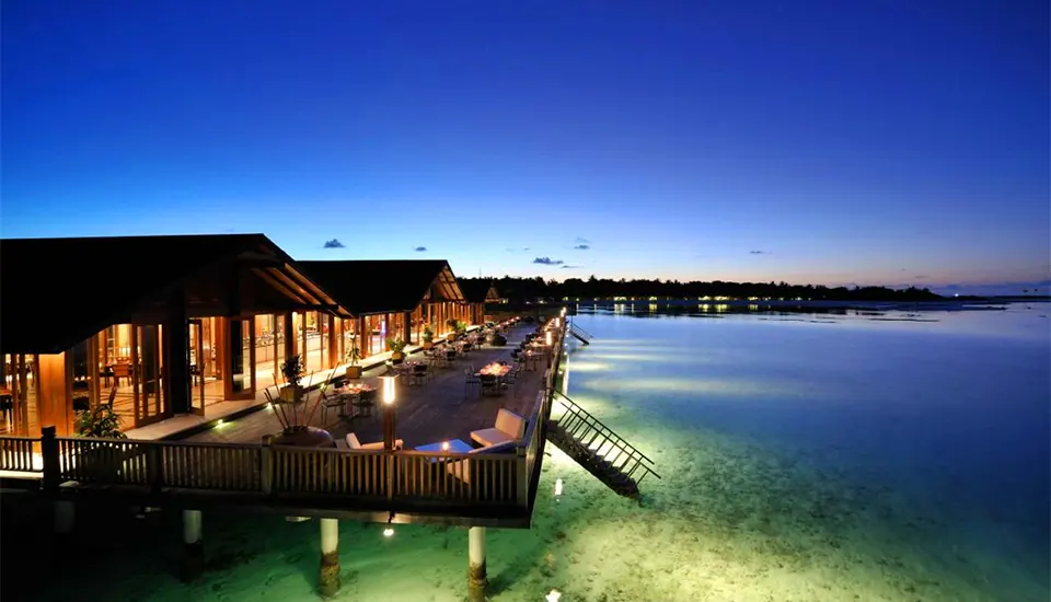 ریزورت ویلا ناتیکا پارادایس ایسلند مالدیو